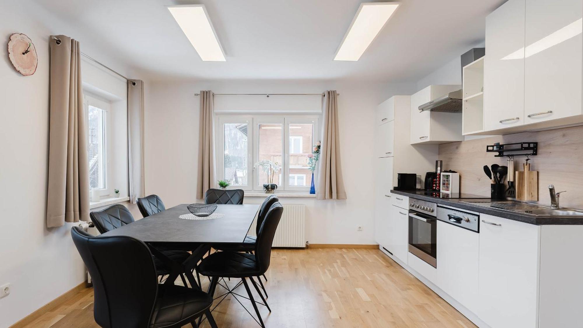 Moderne Ferienwohnung Mit Bergblick Bad Goisern Luaran gambar